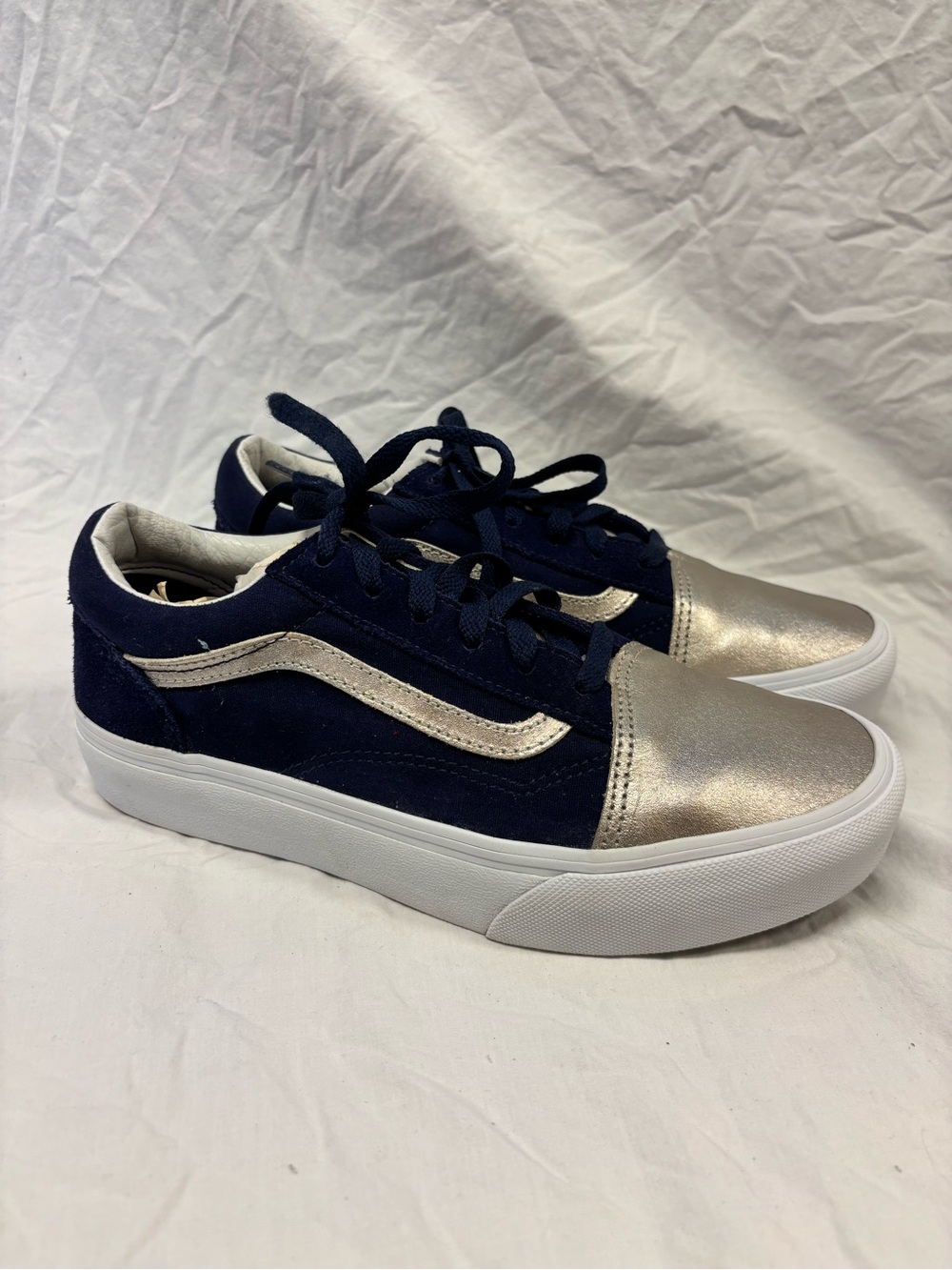 Vans Women's Navy and Metallic Silver Low-Top Skate Sneakers | Women’s Size 8.5